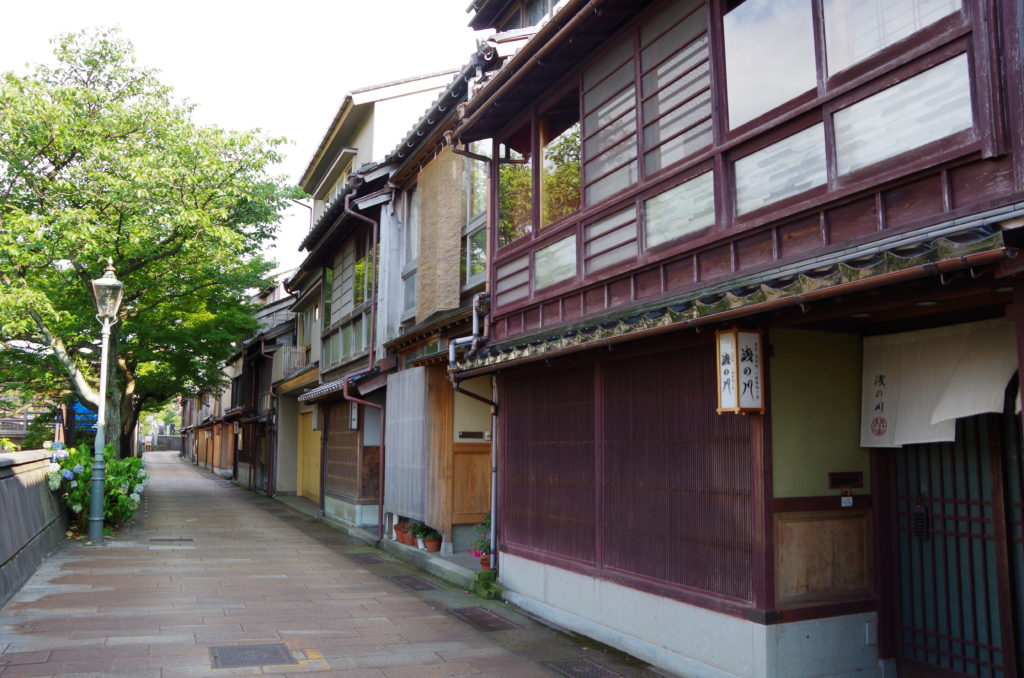 金沢旅行 主計町茶屋街とあめの俵屋