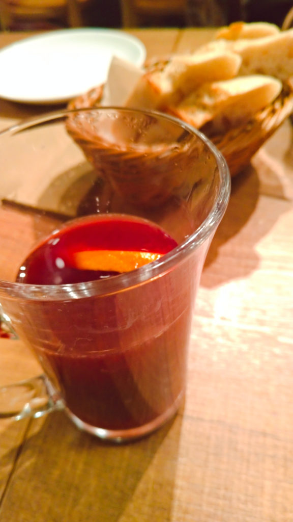 ワインの酒場。