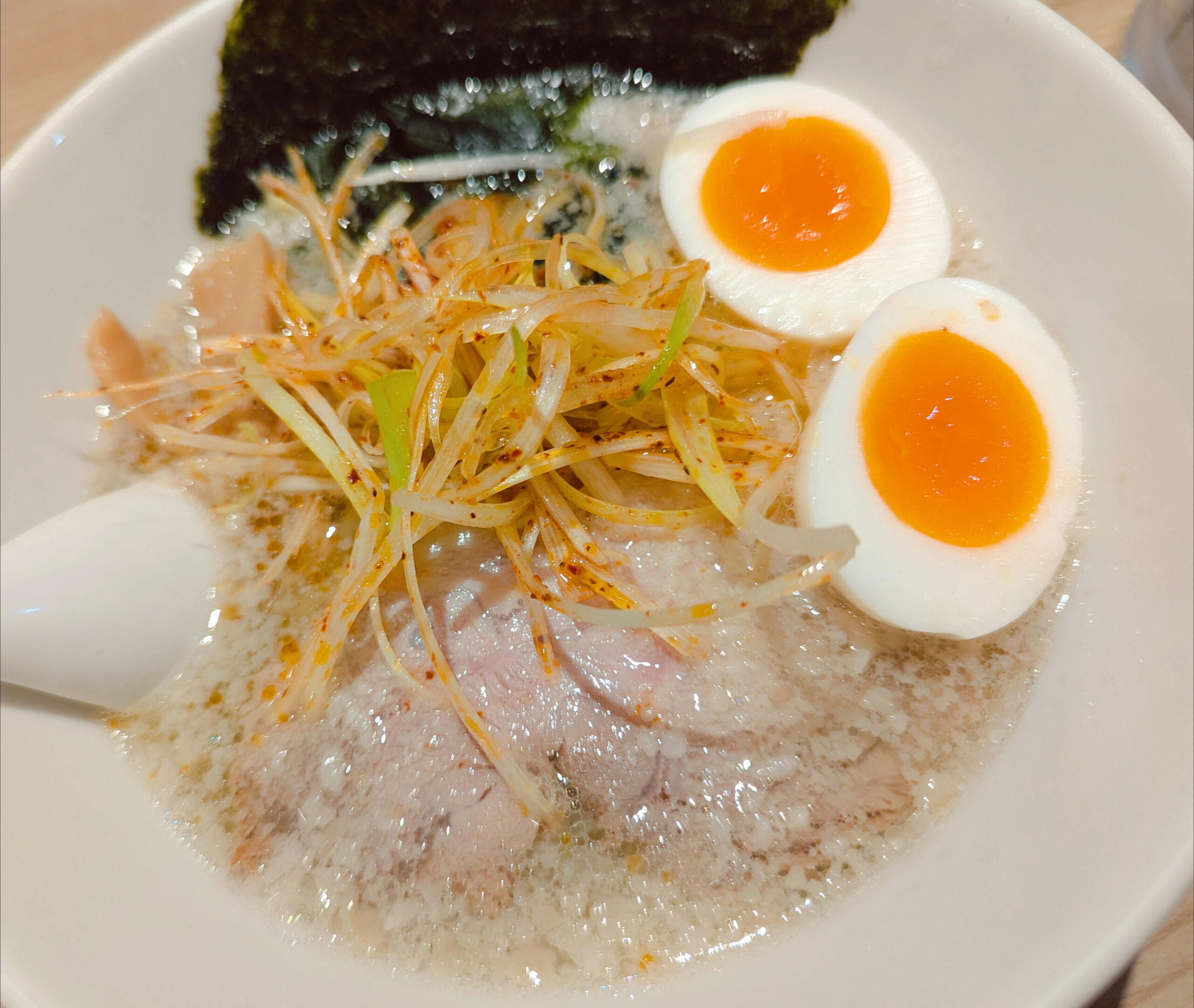 コッテリの塩らー麺